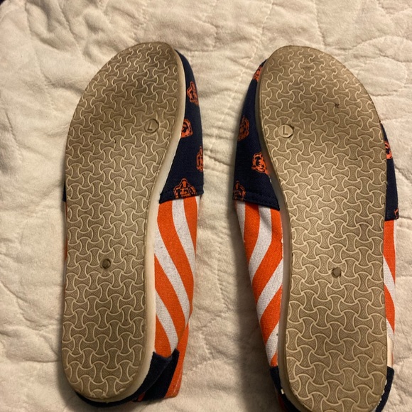 Chicago Bears women’s shoes - Picture 3 of 13